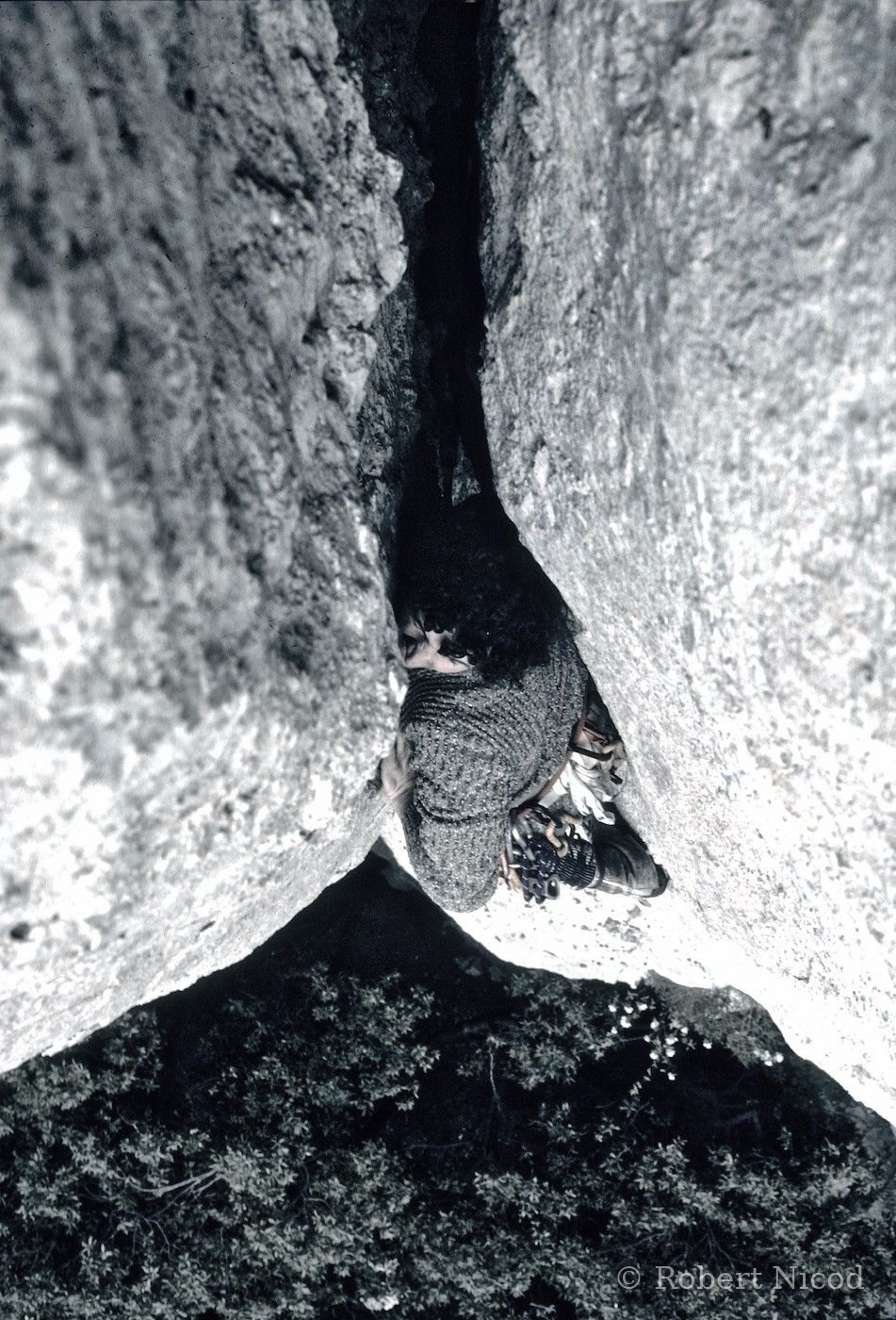 Escalade — Coincements périlleux et douloureux, de Christian Crespo dans « Les Barjots », Verdon 1983