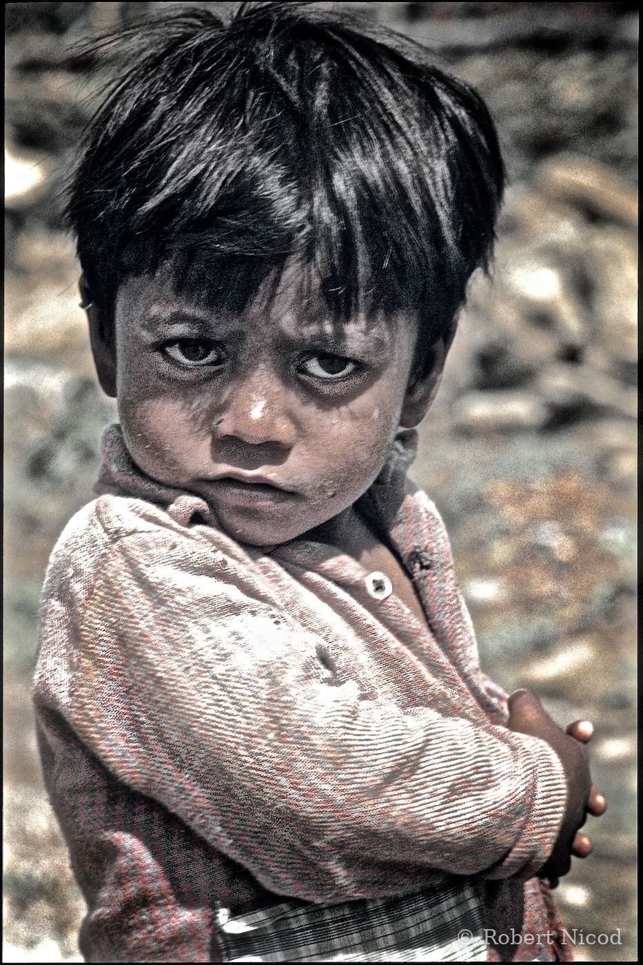 Reportage Népal 1977 — Petit air de défi, Pokhara 1977