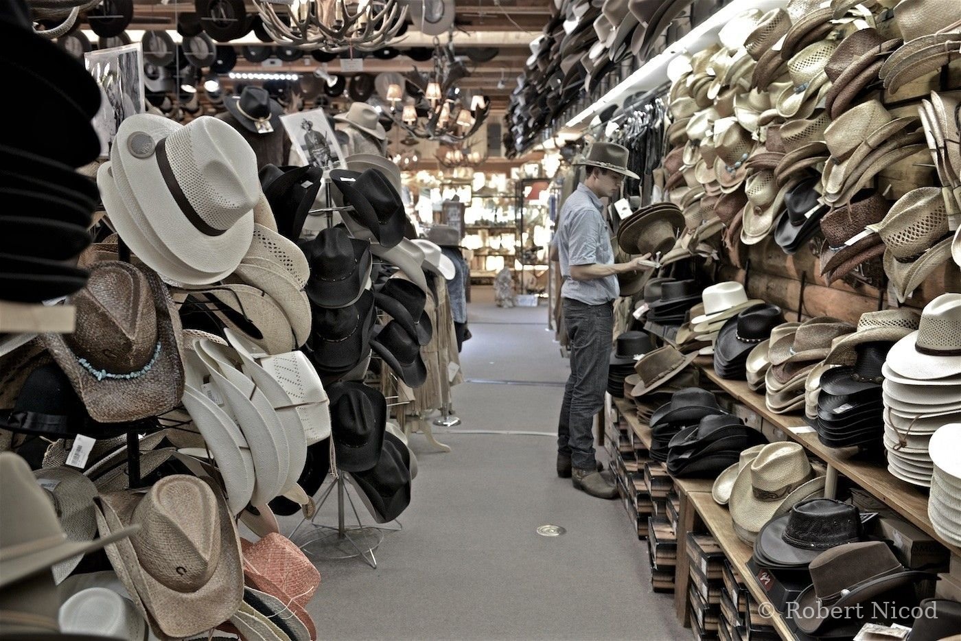 Villes de l'Ouest — Boutique de cow-boys, Jackson Hole, Wyoming 2014
